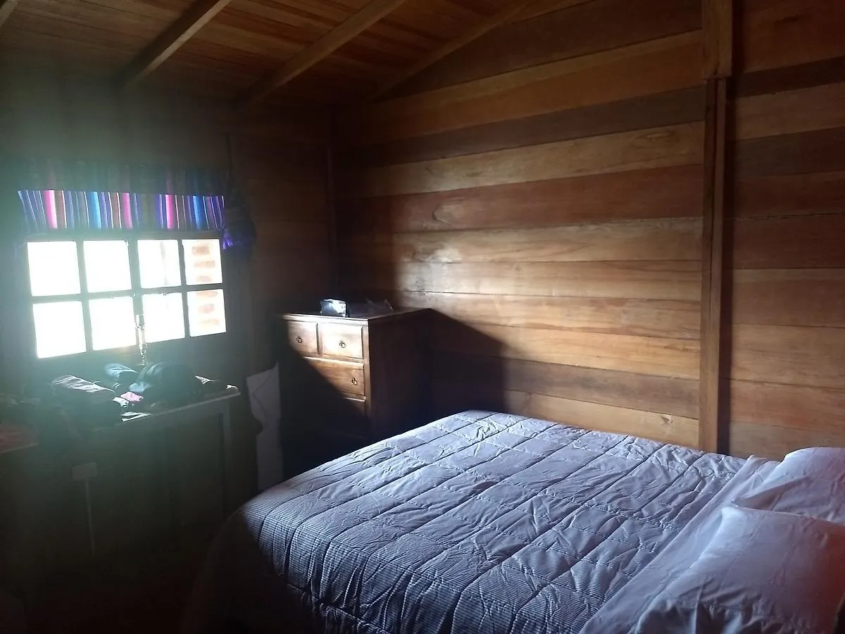 Casa Lamore Pululahua B&B Quito 2*,